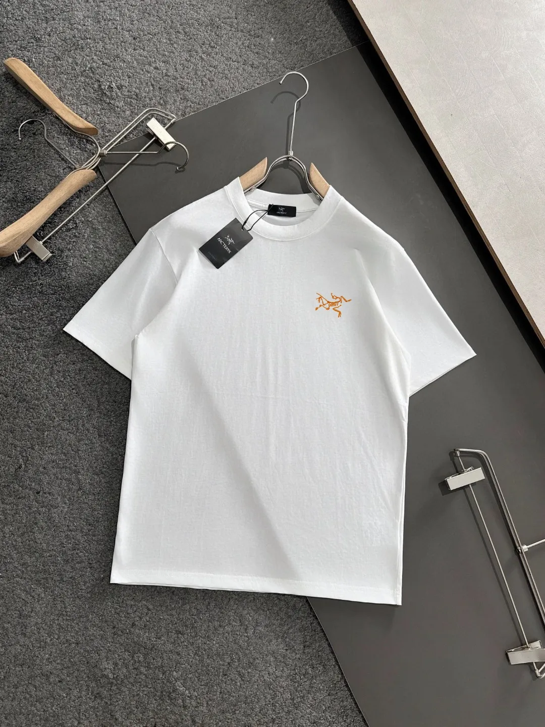 ）arc*】 T ）Hot Sale In Stock ， ， Versatile ） ， ：White、Black、） S-2XL）